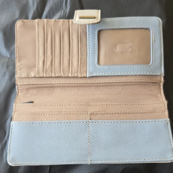 Relic Cream and Light Blue Bird Applique Clutch Wallet - Picture 2 of 3